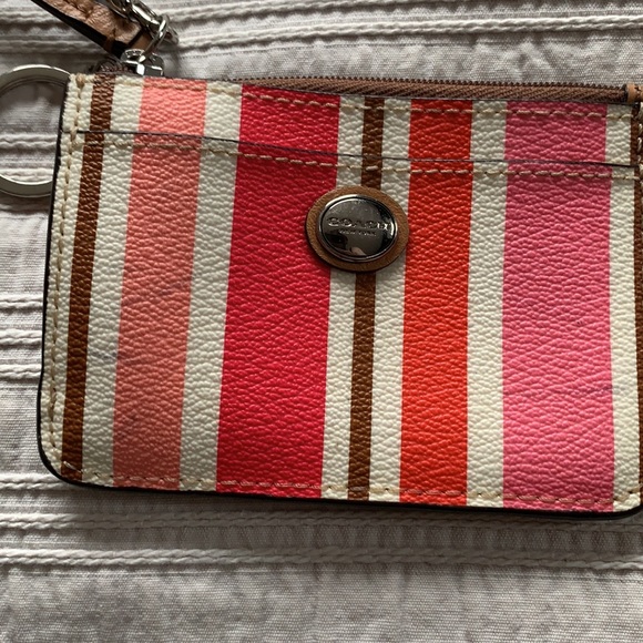 Coach change purse/card holder - Picture 3 of 5